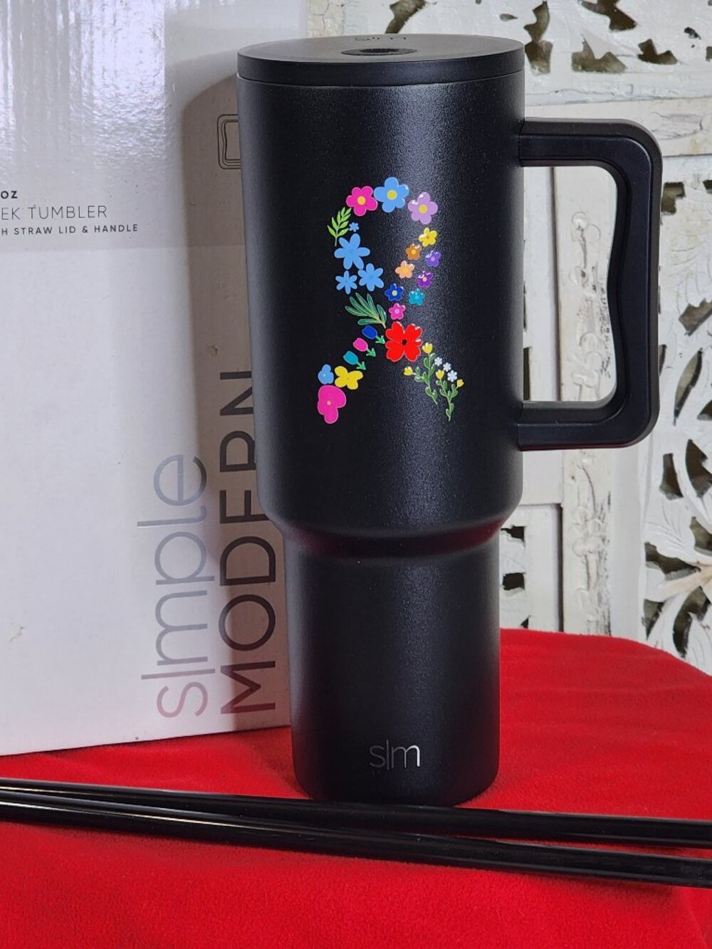 Simple Modern Black Floral Fighting Together Ribbon 40oz. Trek Tumbler Lid Straw